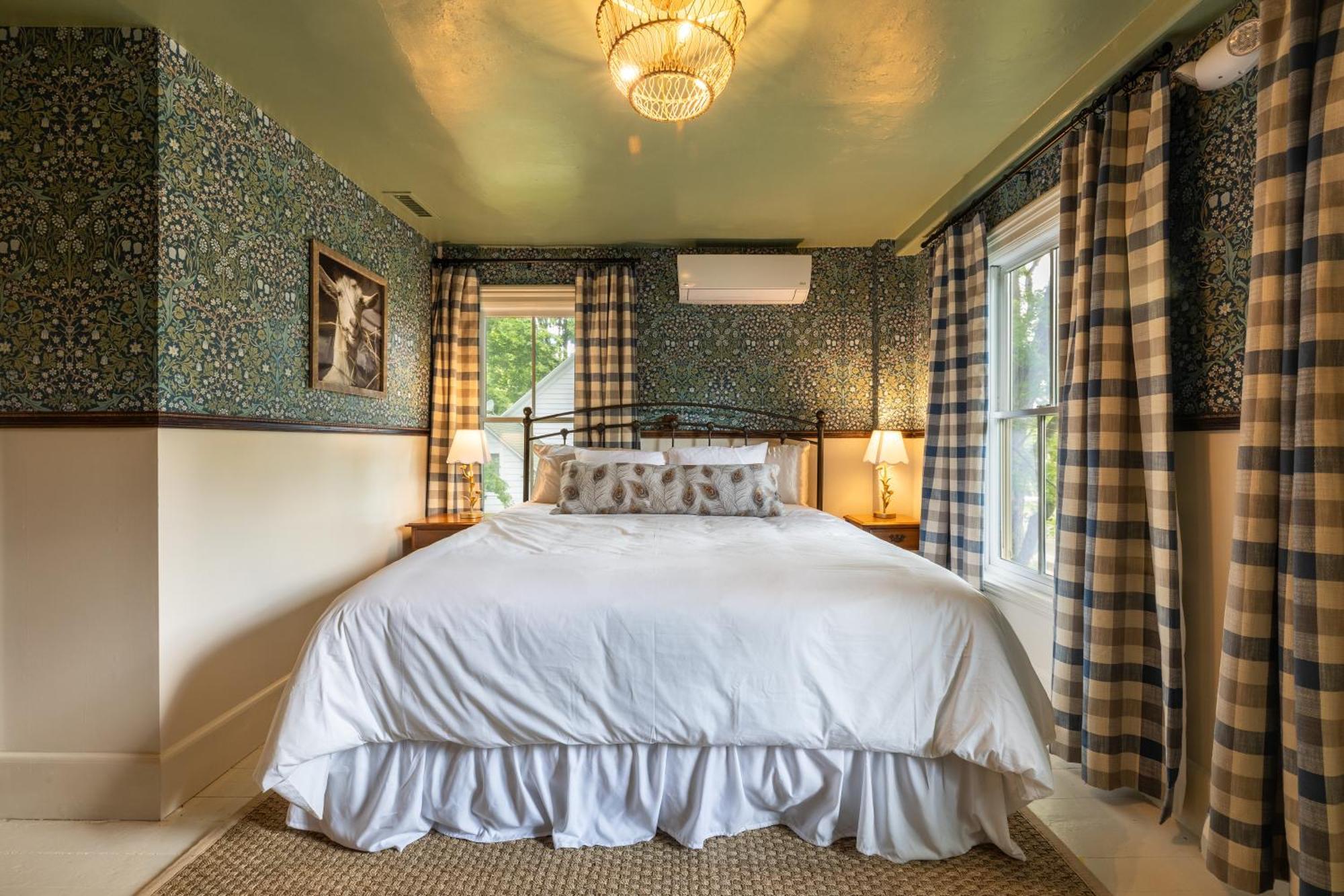 Bed and Breakfast Wilder House Berkshires à Sheffield Extérieur photo