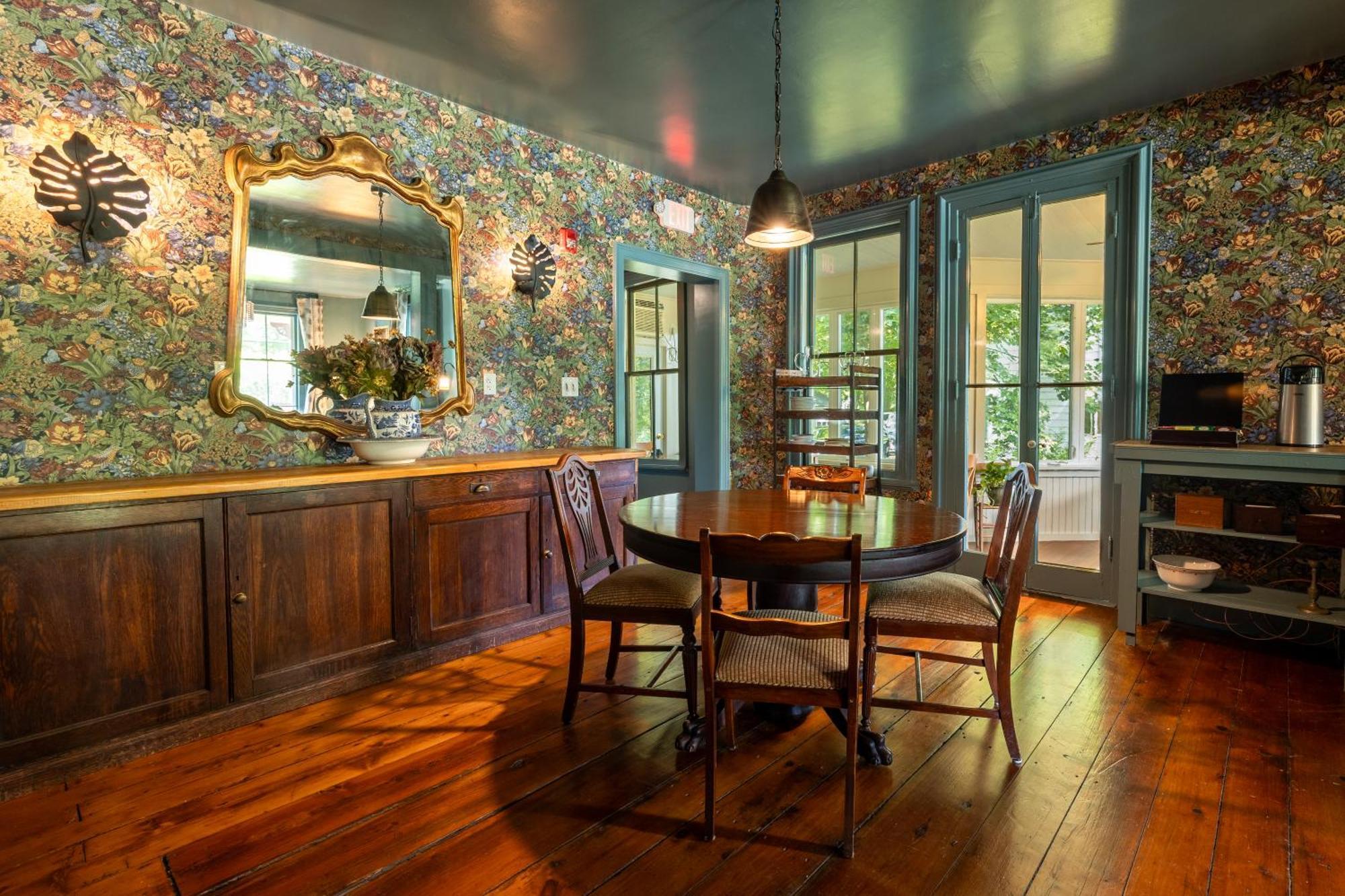 Bed and Breakfast Wilder House Berkshires à Sheffield Extérieur photo